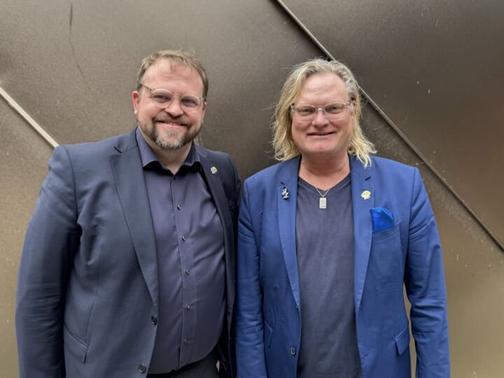 Daniel Andersson och Richard Brodd föreslår program för transvård Västra Götaland